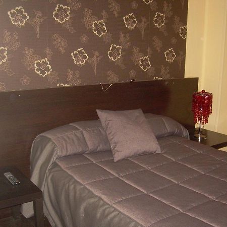 Pension El Parque Avilés Kamer foto
